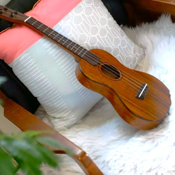 ウスレレ ソプラノサイズ（通常商品）